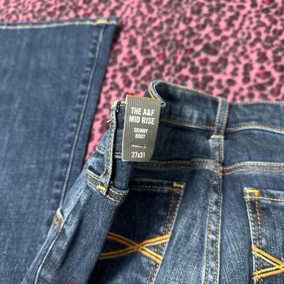 Abercrombie & Fitch The A&F Mid Rise Skinny Bootcut Jean NWT - Picture 6 of 6